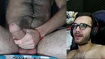 Miren los ojos! Gay Argentino masturbandose y eyaculando gran carga, amateur peludo…